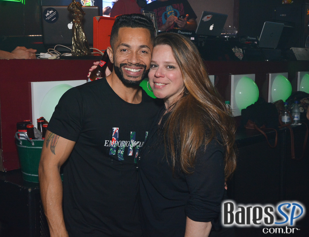 Noite da Tequila com DJs animou a sexta-feira do Akbar Lounge e Disco Noite da Tequila com DJs animou a sexta-feira do Akbar Lounge e Disco