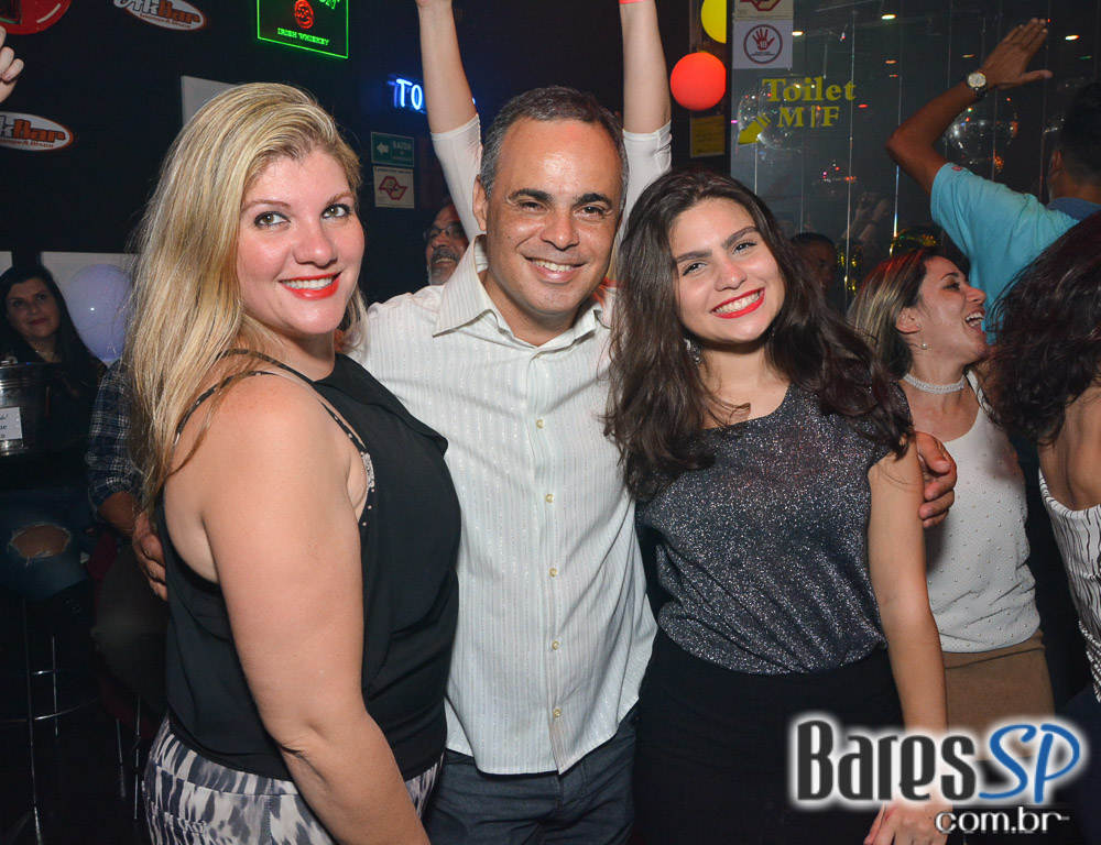 Noite da Tequila com DJs animou a sexta-feira do Akbar Lounge e Disco Noite da Tequila com DJs animou a sexta-feira do Akbar Lounge e Disco