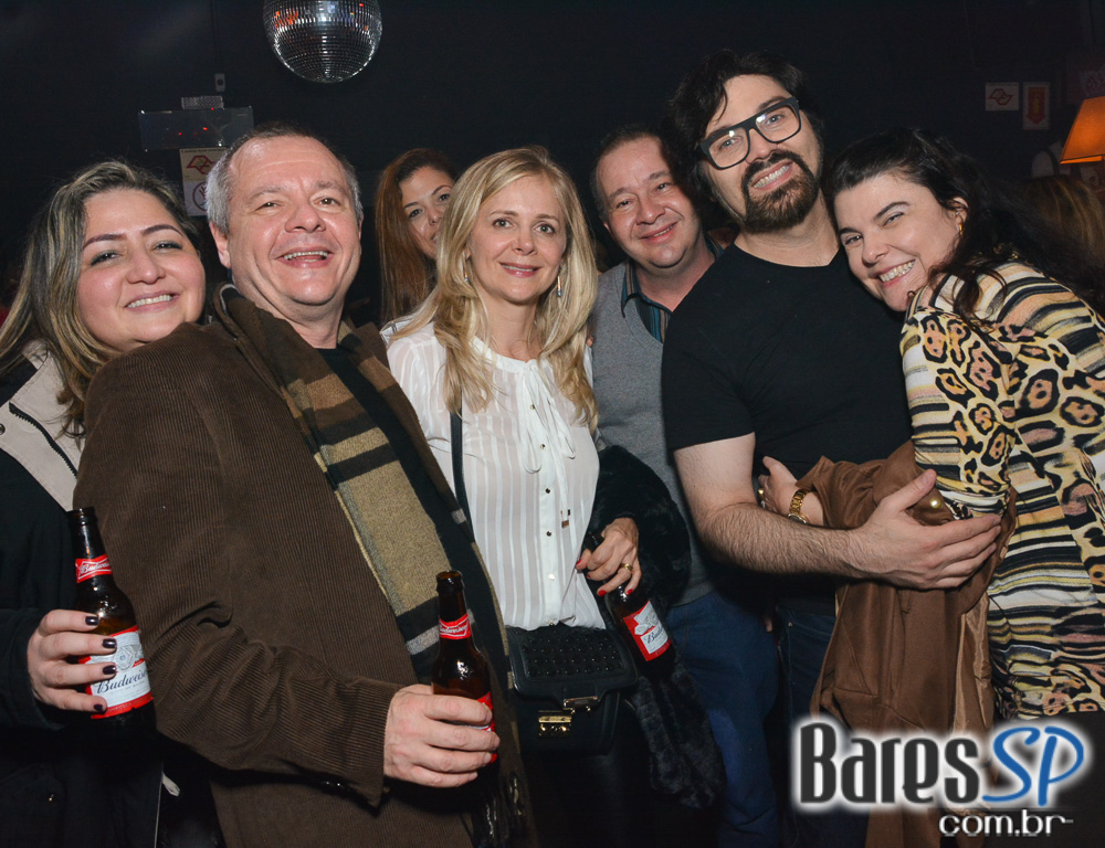 Noite da Tequila com DJs animou a sexta-feira do Akbar Lounge e Disco Noite da Tequila com DJs animou a sexta-feira do Akbar Lounge e Disco