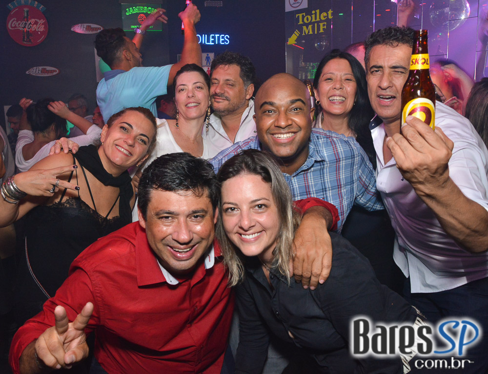 Noite da Tequila com DJs animou a sexta-feira do Akbar Lounge e Disco Noite da Tequila com DJs animou a sexta-feira do Akbar Lounge e Disco