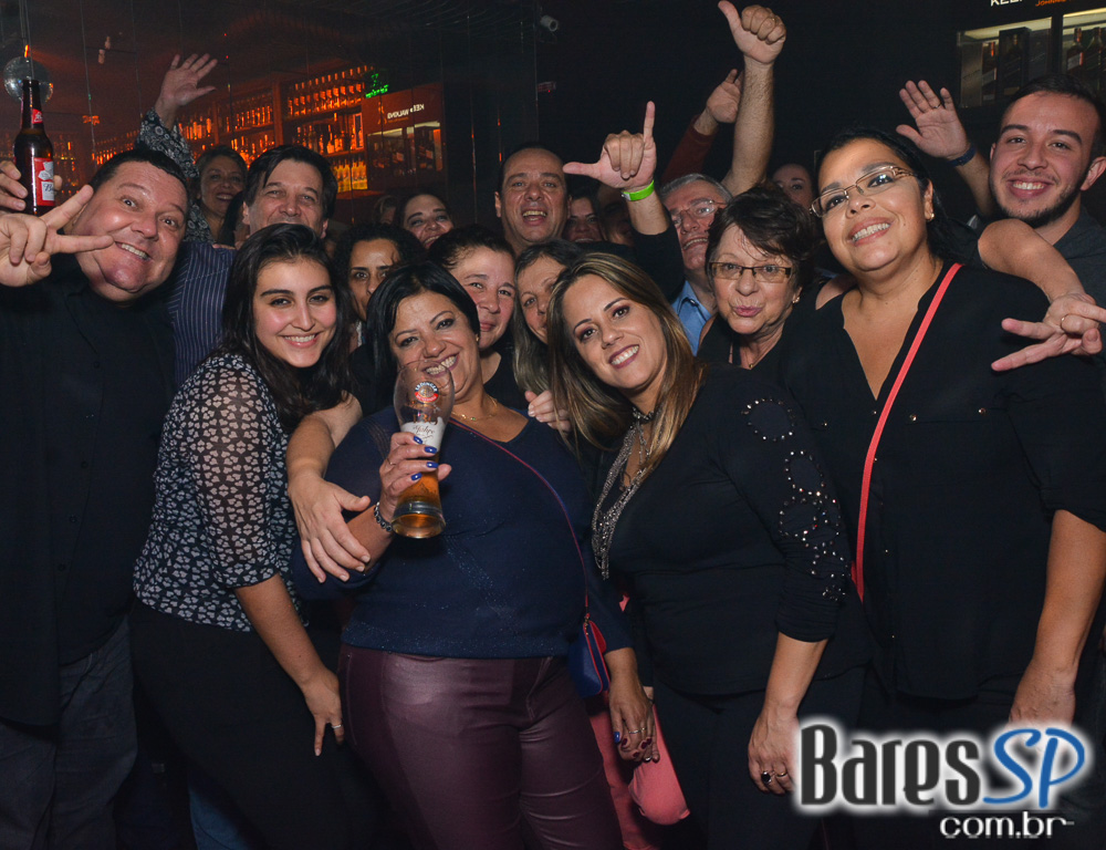 Noite da Tequila com DJs animou a sexta-feira do Akbar Lounge e Disco Noite da Tequila com DJs animou a sexta-feira do Akbar Lounge e Disco