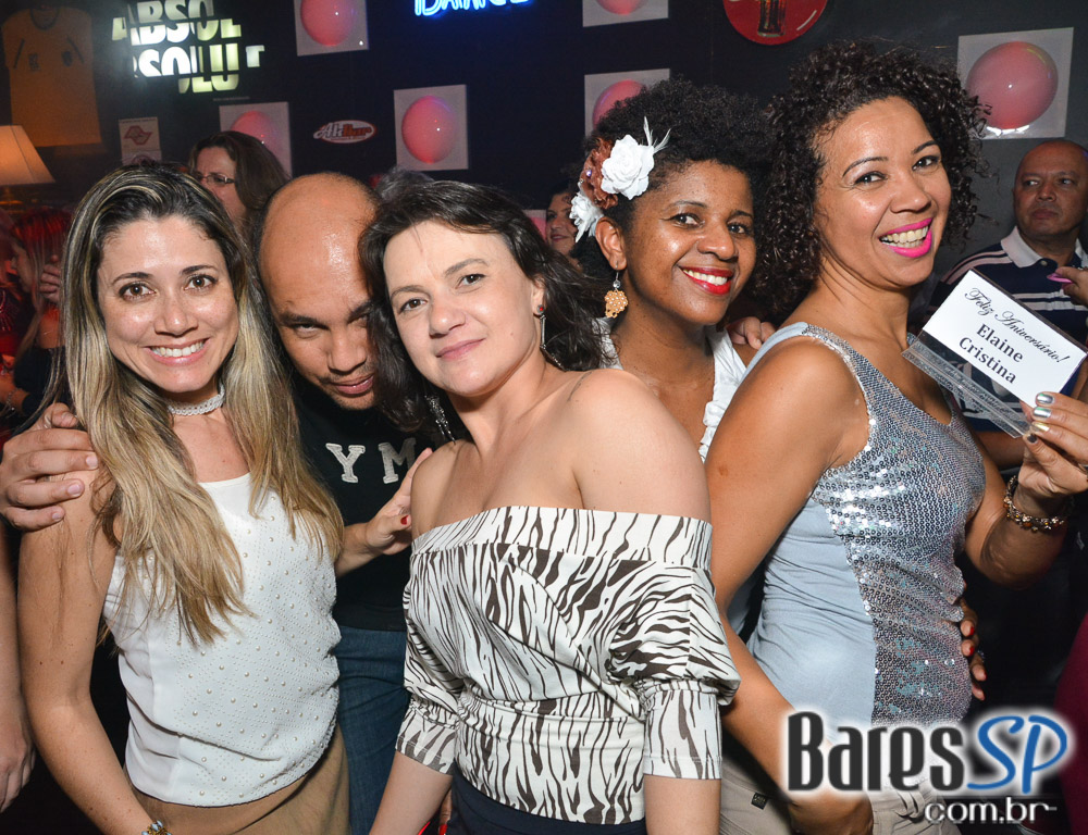 Noite da Tequila com DJs animou a sexta-feira do Akbar Lounge e Disco Noite da Tequila com DJs animou a sexta-feira do Akbar Lounge e Disco