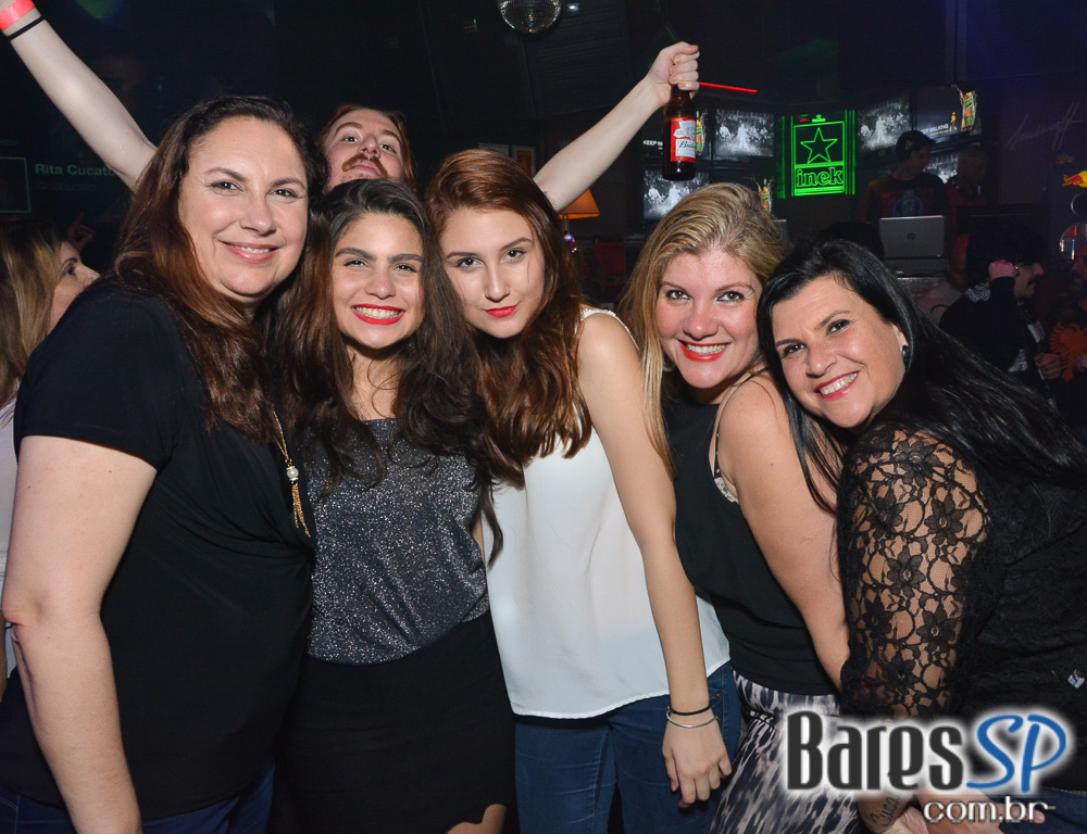 Noite da Tequila com DJs animou a sexta-feira do Akbar Lounge e Disco Noite da Tequila com DJs animou a sexta-feira do Akbar Lounge e Disco