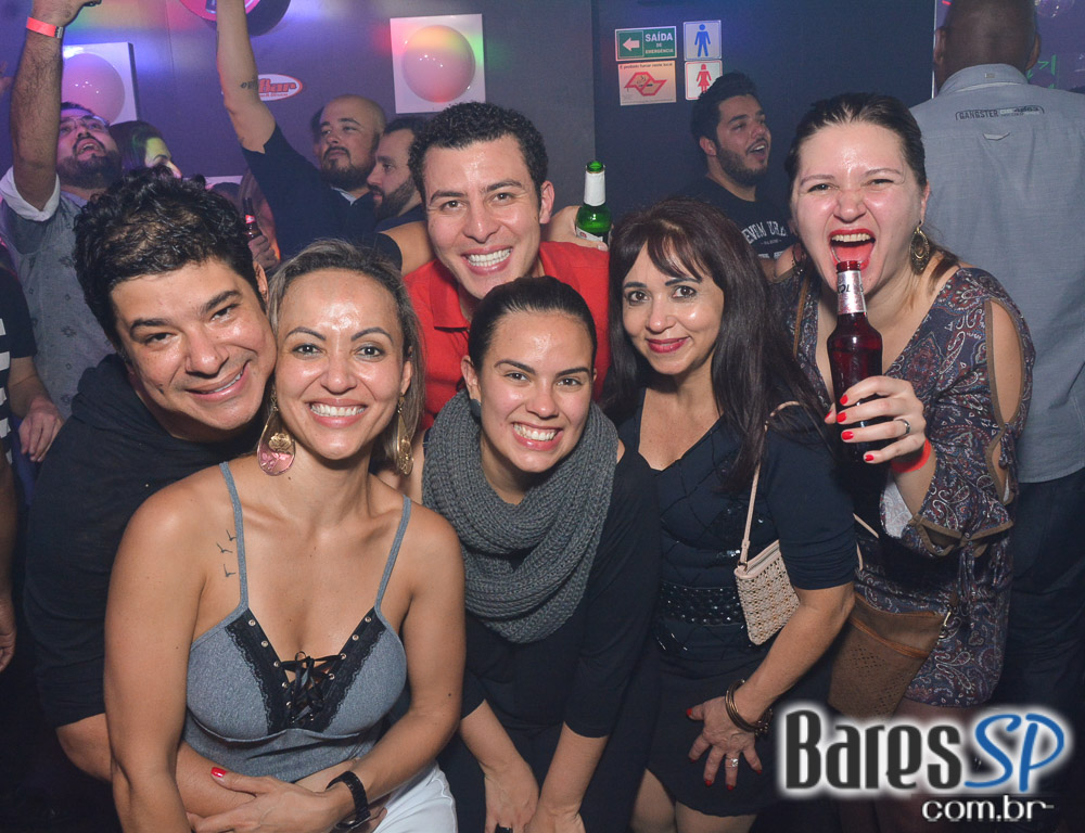 Noite do Pirulito com muito flash back animou o Akbar Lounge e Disco Noite do Pirulito com muito flash back animou o Akbar Lounge e Disco