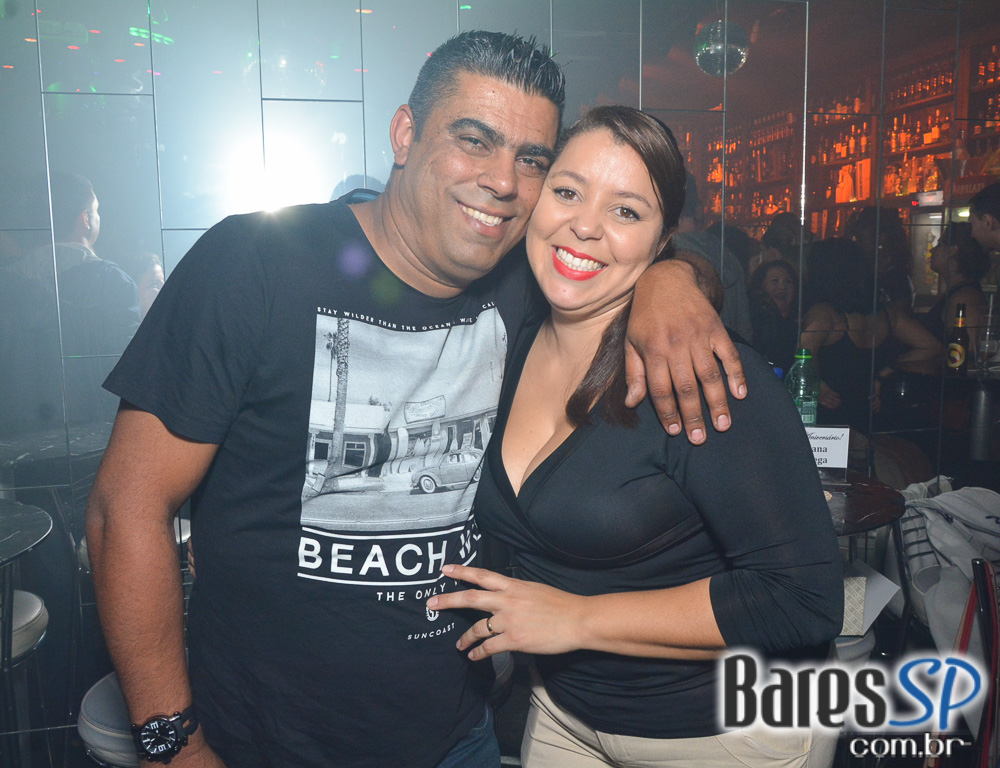 Noite do Pirulito com muito flash back animou o Akbar Lounge e Disco Noite do Pirulito com muito flash back animou o Akbar Lounge e Disco