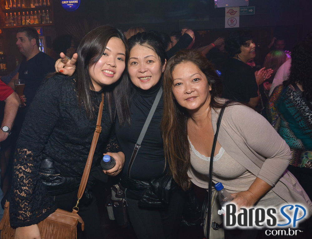 Noite do Pirulito com muito flash back animou o Akbar Lounge e Disco Noite do Pirulito com muito flash back animou o Akbar Lounge e Disco