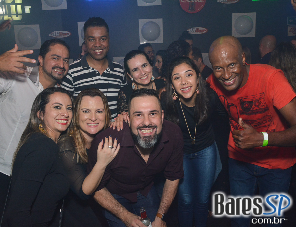 Noite do Pirulito com muito flash back animou o Akbar Lounge e Disco Noite do Pirulito com muito flash back animou o Akbar Lounge e Disco