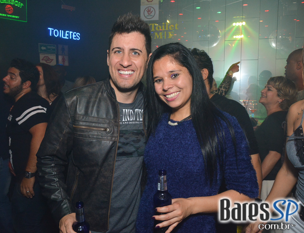 Noite do Pirulito com muito flash back animou o Akbar Lounge e Disco Noite do Pirulito com muito flash back animou o Akbar Lounge e Disco