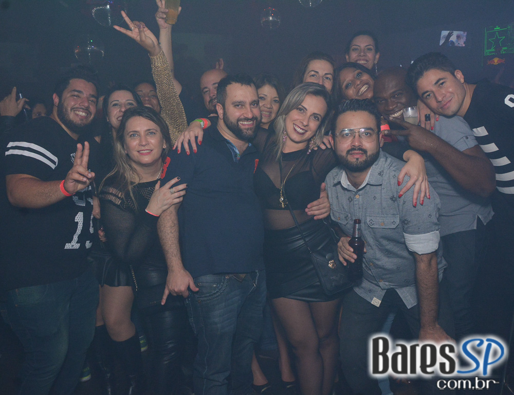 Noite do Pirulito com muito flash back animou o Akbar Lounge e Disco Noite do Pirulito com muito flash back animou o Akbar Lounge e Disco