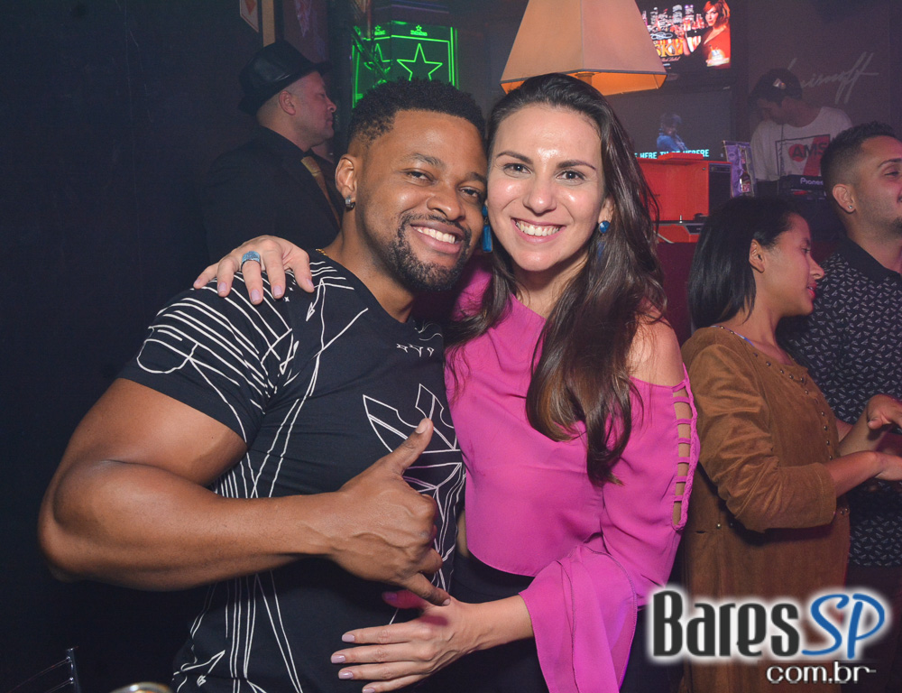 Noite do Pirulito com muito flash back animou o Akbar Lounge e Disco Noite do Pirulito com muito flash back animou o Akbar Lounge e Disco