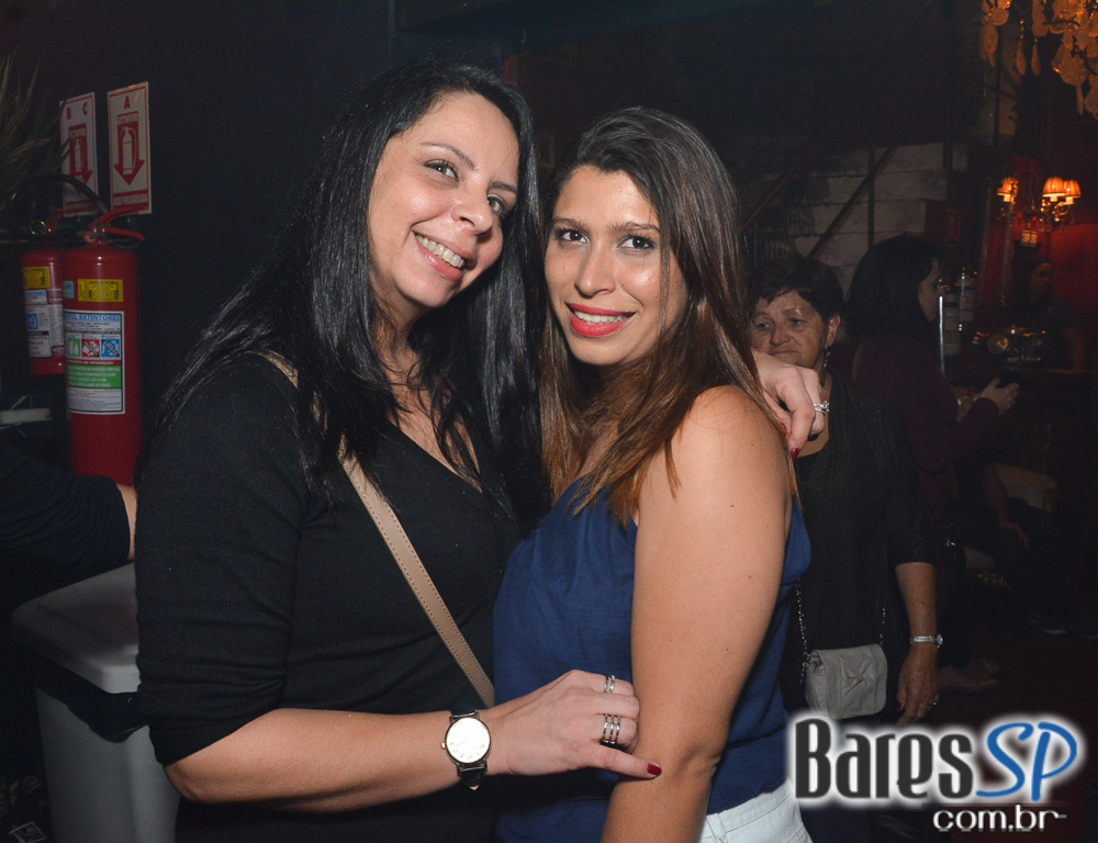 Noite do Pirulito com muito flash back animou o Akbar Lounge e Disco Noite do Pirulito com muito flash back animou o Akbar Lounge e Disco