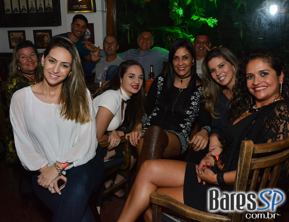 Noite do Pirulito com muito flash back animou o Akbar Lounge e Disco Noite do Pirulito com muito flash back animou o Akbar Lounge e Disco