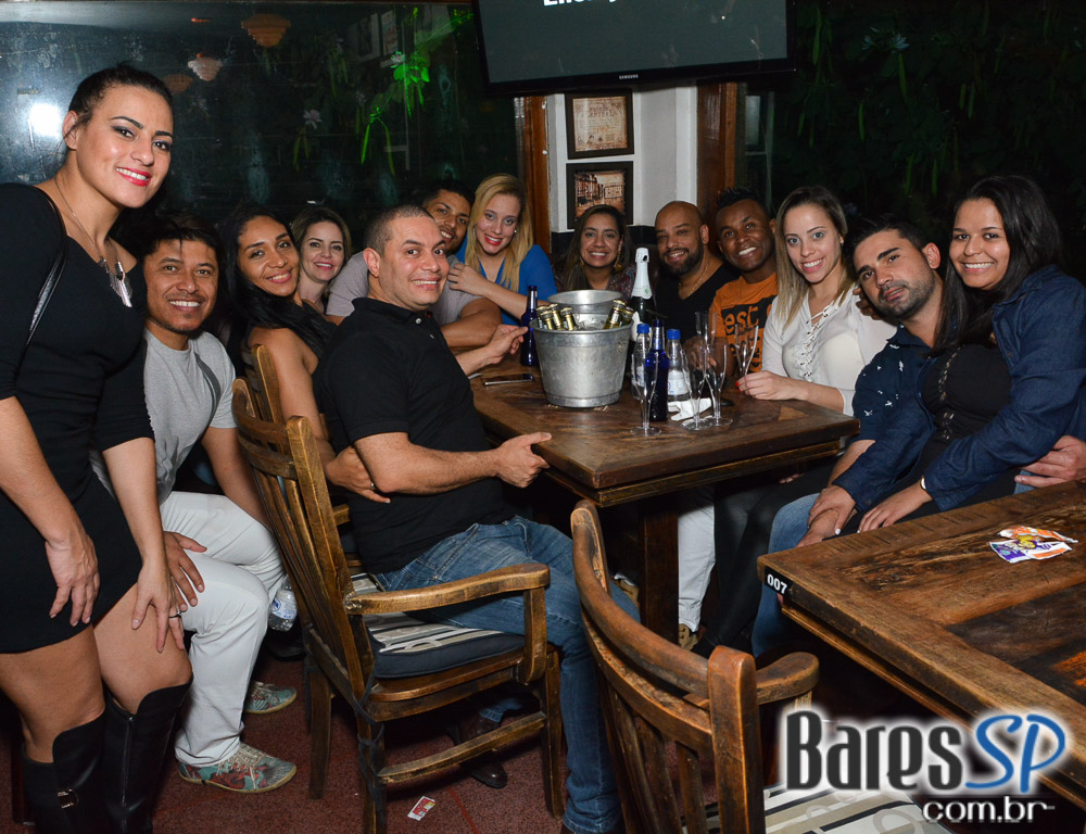 Noite do Pirulito com muito flash back animou o Akbar Lounge e Disco Noite do Pirulito com muito flash back animou o Akbar Lounge e Disco