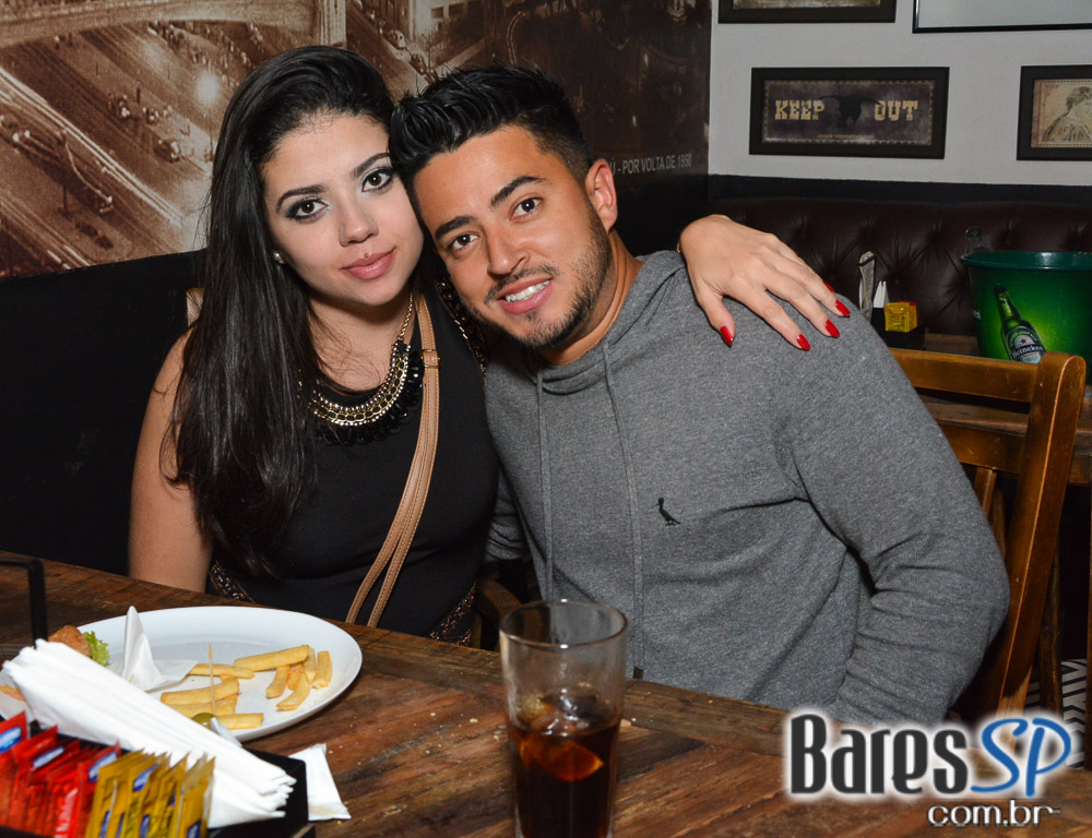 Noite do Pirulito com muito flash back animou o Akbar Lounge e Disco Noite do Pirulito com muito flash back animou o Akbar Lounge e Disco