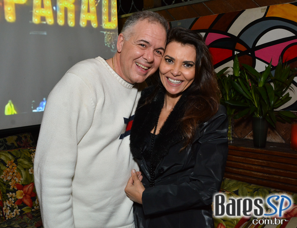 Noite do Pirulito com muito flash back animou o Akbar Lounge e Disco Noite do Pirulito com muito flash back animou o Akbar Lounge e Disco