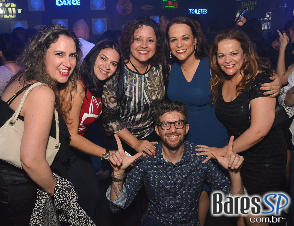 Akbar Lounge e Disco recebeu a Noite das Mulheres no sábado Akbar Lounge e Disco recebeu a Noite das Mulheres no sábado