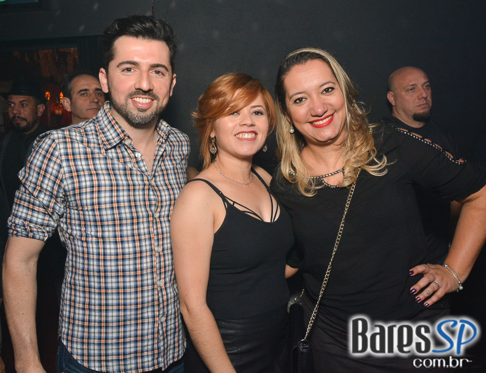 Akbar Lounge e Disco recebeu a Noite das Mulheres no sábado Akbar Lounge e Disco recebeu a Noite das Mulheres no sábado