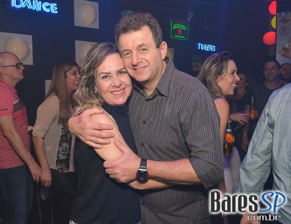 Akbar Lounge e Disco recebeu a Noite das Mulheres no sábado Akbar Lounge e Disco recebeu a Noite das Mulheres no sábado