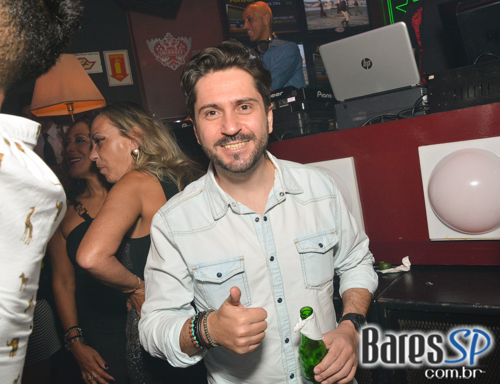 Akbar Lounge e Disco recebeu a Noite das Mulheres no sábado Akbar Lounge e Disco recebeu a Noite das Mulheres no sábado