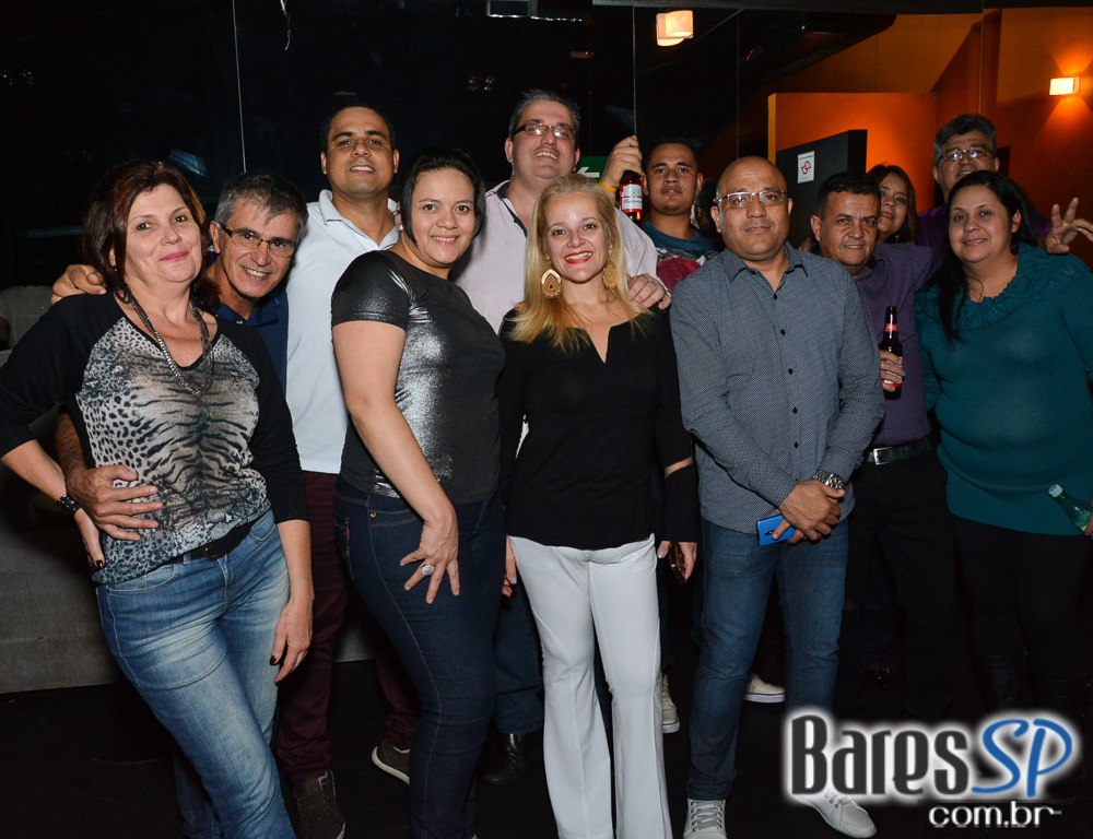 Anexo Brasa realizou projeto Old Friends Flashback com DJs Massa, Dunga e Vinícius no sábado Anexo Brasa realizou projeto Old Friends Flashback com DJs Massa, Dunga e Vinícius no sábado