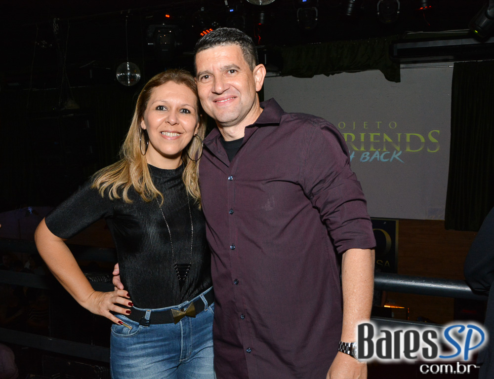 Anexo Brasa realizou projeto Old Friends Flashback com DJs Massa, Dunga e Vinícius no sábado Anexo Brasa realizou projeto Old Friends Flashback com DJs Massa, Dunga e Vinícius no sábado