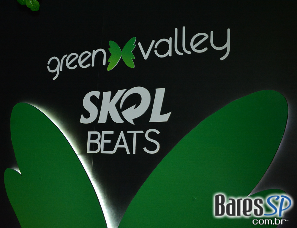 Segundo dia do Skol Beats Tower com Planta & Raiz, Emicida, Dropack, Liu e muito mais Segundo dia do Skol Beats Tower com Planta & Raiz, Emicida, Dropack, Liu e muito mais
