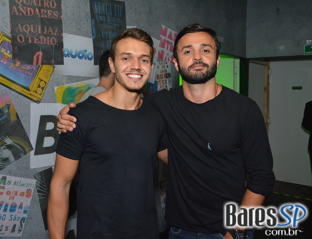 Segundo dia do Skol Beats Tower com Planta & Raiz, Emicida, Dropack, Liu e muito mais Segundo dia do Skol Beats Tower com Planta & Raiz, Emicida, Dropack, Liu e muito mais