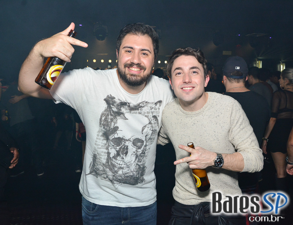 Segundo dia do Skol Beats Tower com Planta & Raiz, Emicida, Dropack, Liu e muito mais Segundo dia do Skol Beats Tower com Planta & Raiz, Emicida, Dropack, Liu e muito mais