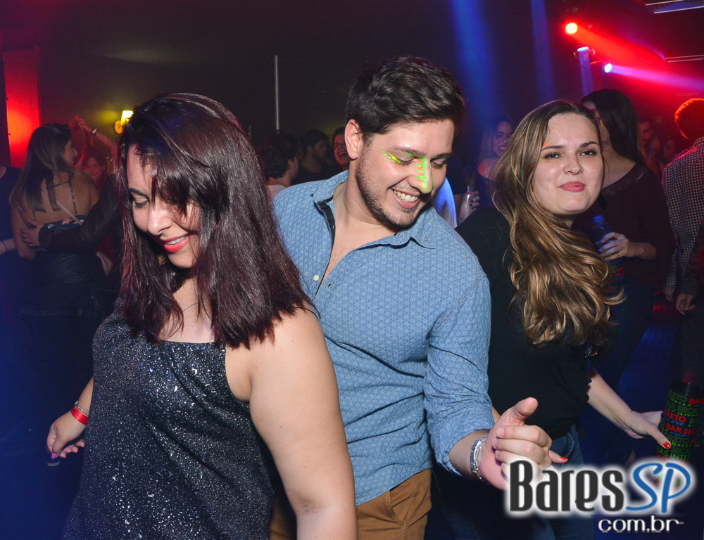 Segundo dia do Skol Beats Tower com Planta & Raiz, Emicida, Dropack, Liu e muito mais Segundo dia do Skol Beats Tower com Planta & Raiz, Emicida, Dropack, Liu e muito mais