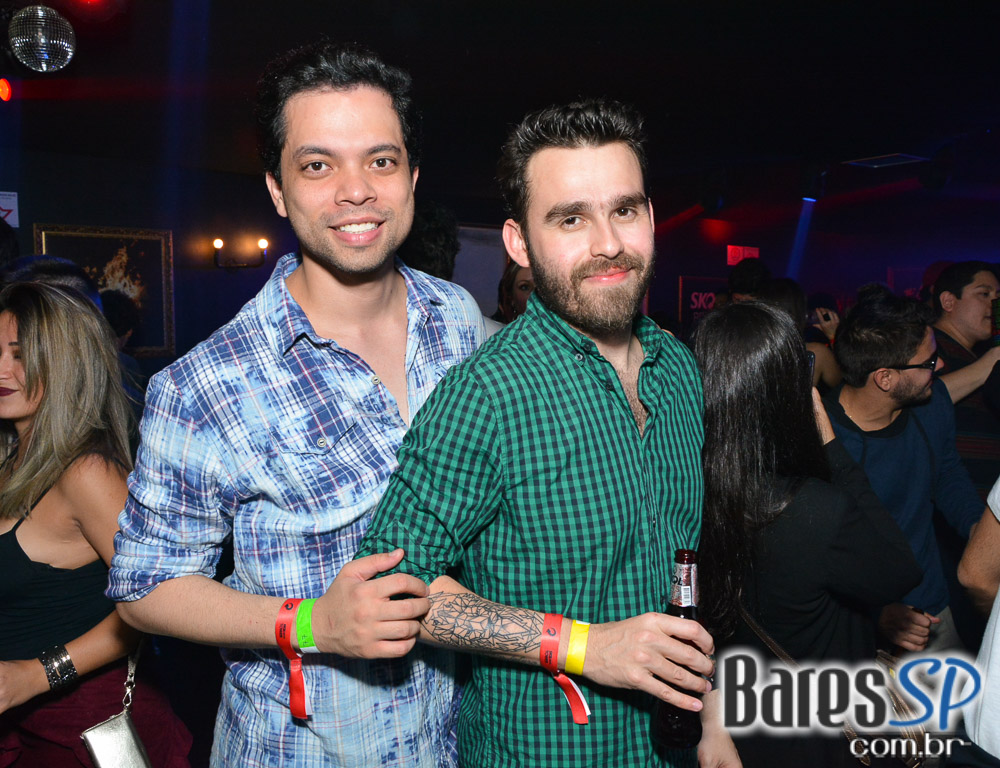 Segundo dia do Skol Beats Tower com Planta & Raiz, Emicida, Dropack, Liu e muito mais Segundo dia do Skol Beats Tower com Planta & Raiz, Emicida, Dropack, Liu e muito mais