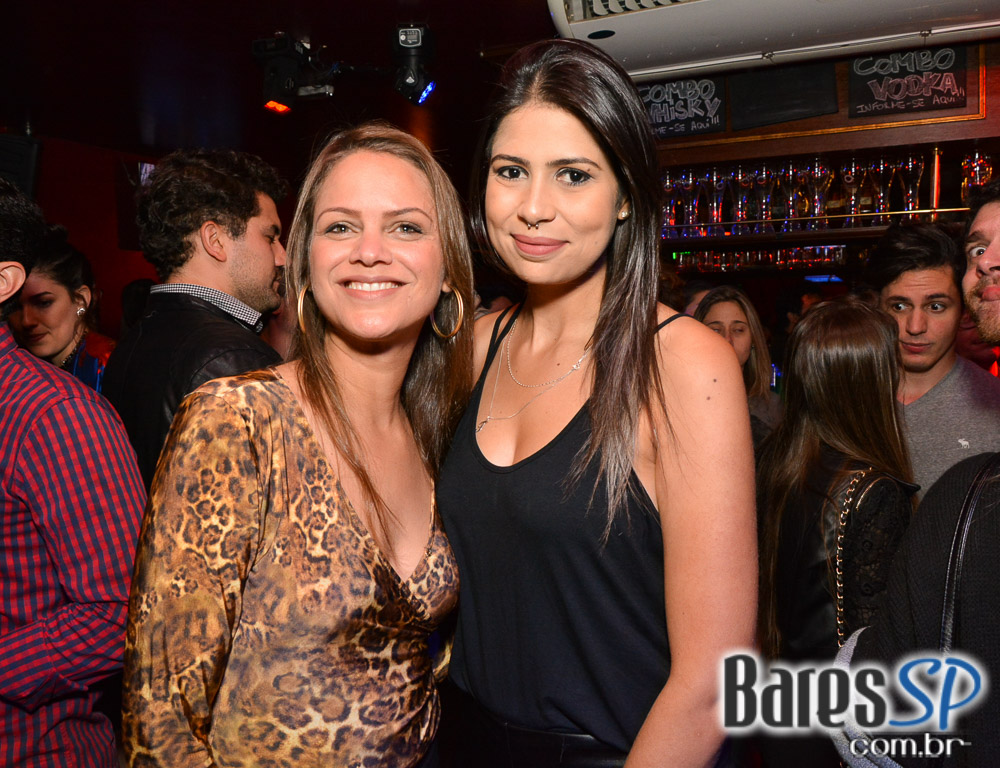 William Kim e banda Monk tocaram clássicos do pop rock no Republic Pub William Kim e banda Monk tocaram clássicos do pop rock no Republic Pub