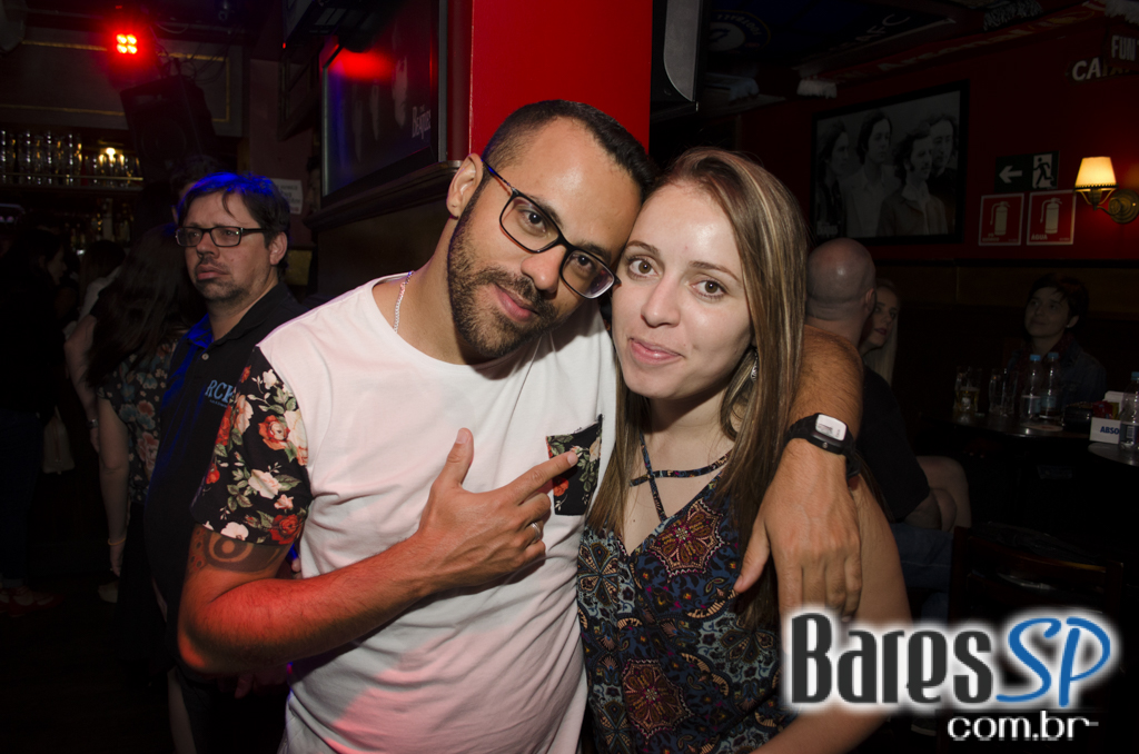 Bandas Vai Ter Rock e Mordy Rex comandaram a noite do Republic Pub Bandas Vai Ter Rock e Mordy Rex comandaram a noite do Republic Pub