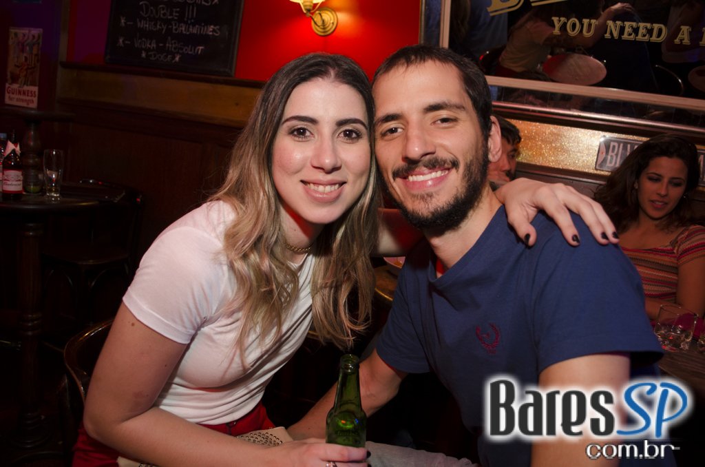 Banda Burnz e William Kim comandaram a noite do Republic Pub Banda Burnz e William Kim comandaram a noite do Republic Pub