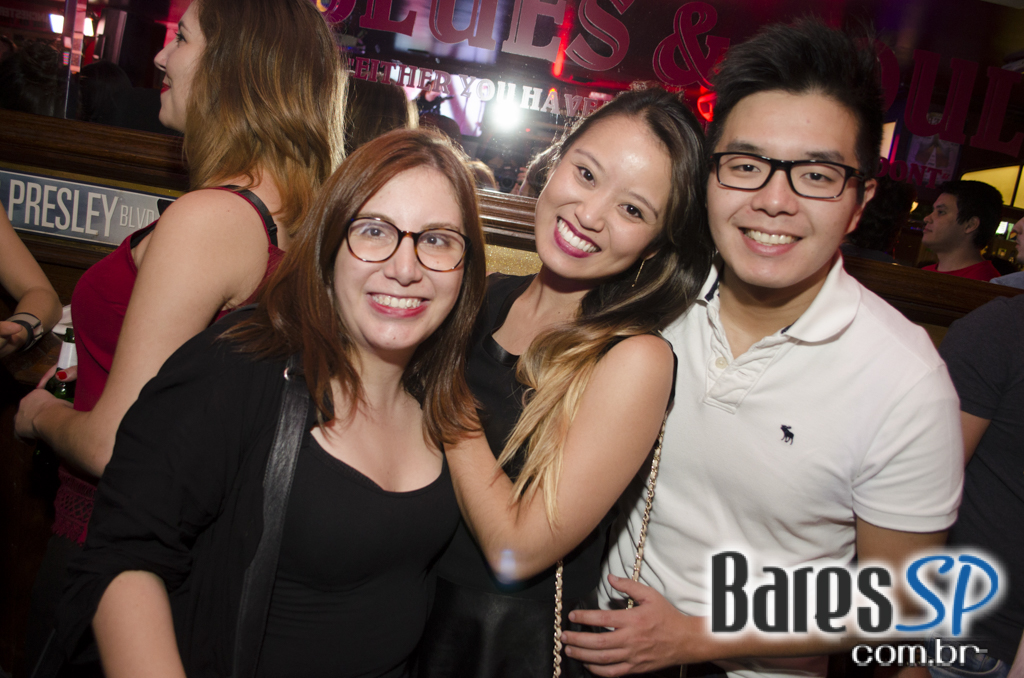 Banda Burnz e William Kim comandaram a noite do Republic Pub Banda Burnz e William Kim comandaram a noite do Republic Pub