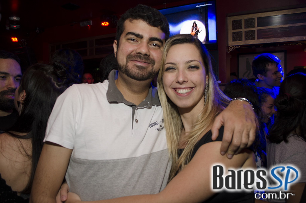 Banda Burnz e William Kim comandaram a noite do Republic Pub Banda Burnz e William Kim comandaram a noite do Republic Pub