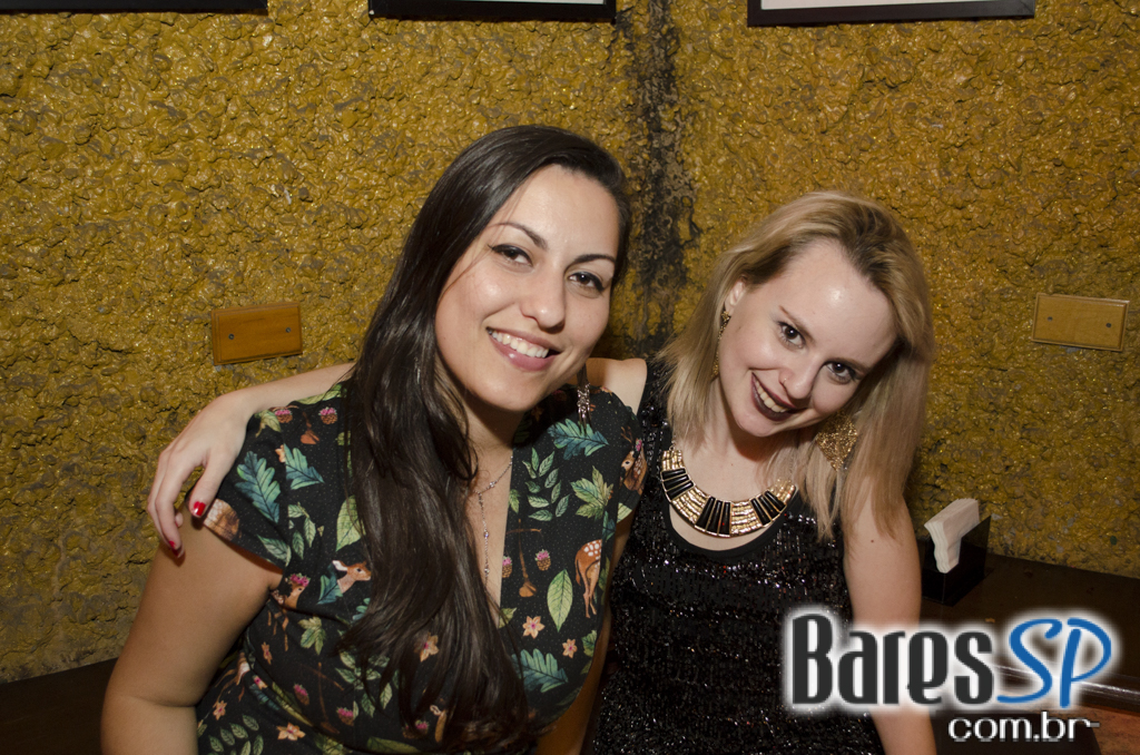 Banda Burnz e William Kim comandaram a noite do Republic Pub Banda Burnz e William Kim comandaram a noite do Republic Pub