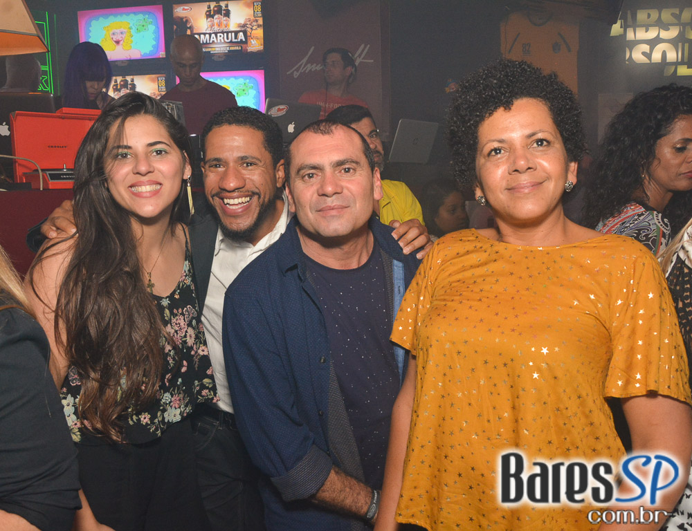 Akbar Lounge e Disco recebeu esse sábado a Noite do Preto e Branco com muito flash back Akbar Lounge e Disco recebeu esse sábado a Noite do Preto e Branco com muito flash back