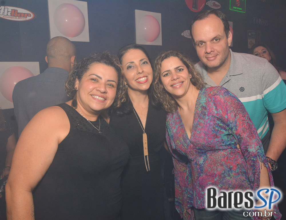 Akbar Lounge e Disco recebeu esse sábado a Noite do Preto e Branco com muito flash back Akbar Lounge e Disco recebeu esse sábado a Noite do Preto e Branco com muito flash back