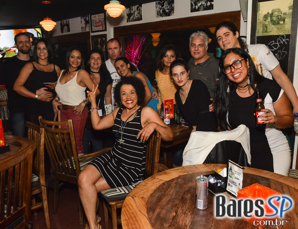 Akbar Lounge e Disco recebeu esse sábado a Noite do Preto e Branco com muito flash back Akbar Lounge e Disco recebeu esse sábado a Noite do Preto e Branco com muito flash back