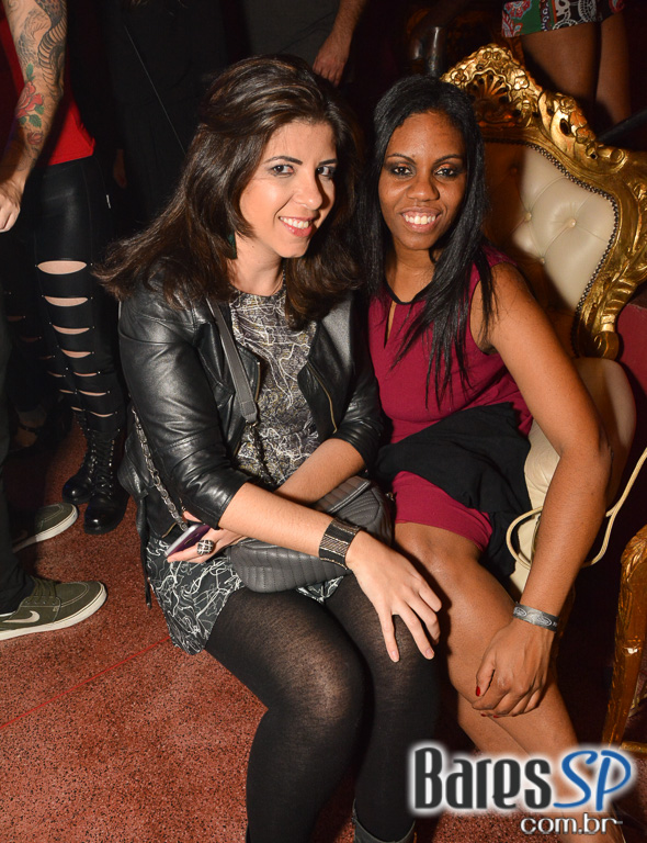 Akbar Lounge e Disco recebeu esse sábado a Noite do Preto e Branco com muito flash back Akbar Lounge e Disco recebeu esse sábado a Noite do Preto e Branco com muito flash back