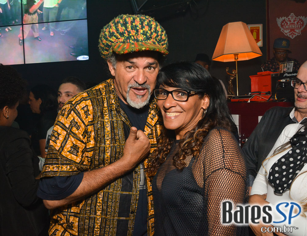 Baile das Antigas 12ª edição com DJs Silvinho, Katatau e Zhenna no Akbar Lounge e Disco Baile das Antigas 12ª edição com DJs Silvinho, Katatau e Zhenna no Akbar Lounge e Disco