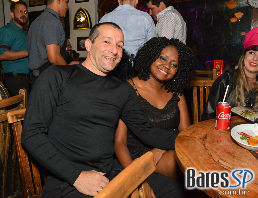 Baile das Antigas 12ª edição com DJs Silvinho, Katatau e Zhenna no Akbar Lounge e Disco Baile das Antigas 12ª edição com DJs Silvinho, Katatau e Zhenna no Akbar Lounge e Disco