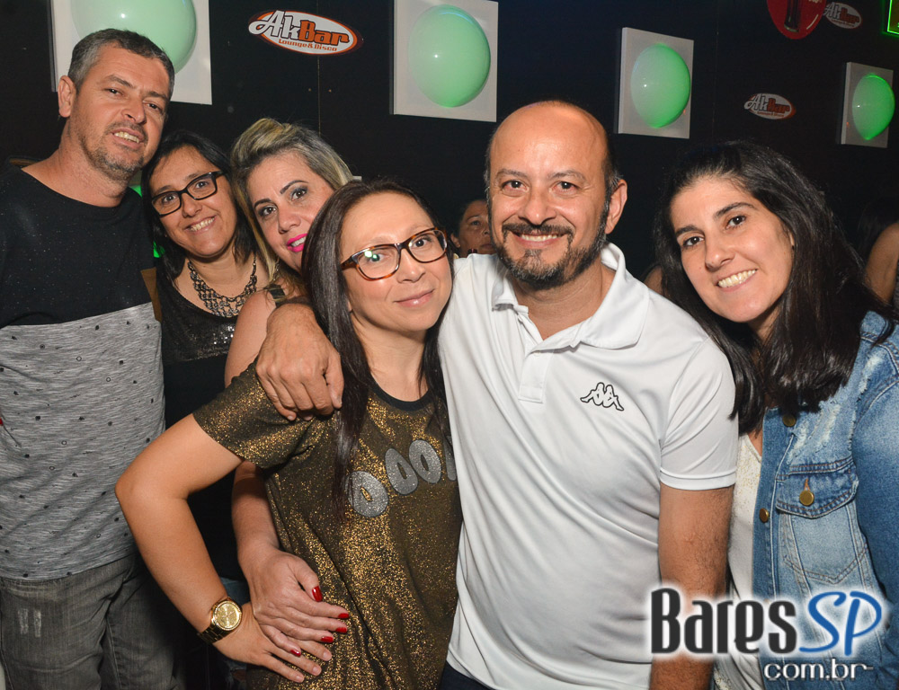 Baile das Antigas 12ª edição com DJs Silvinho, Katatau e Zhenna no Akbar Lounge e Disco Baile das Antigas 12ª edição com DJs Silvinho, Katatau e Zhenna no Akbar Lounge e Disco
