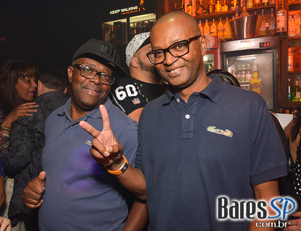 Baile das Antigas 12ª edição com DJs Silvinho, Katatau e Zhenna no Akbar Lounge e Disco Baile das Antigas 12ª edição com DJs Silvinho, Katatau e Zhenna no Akbar Lounge e Disco