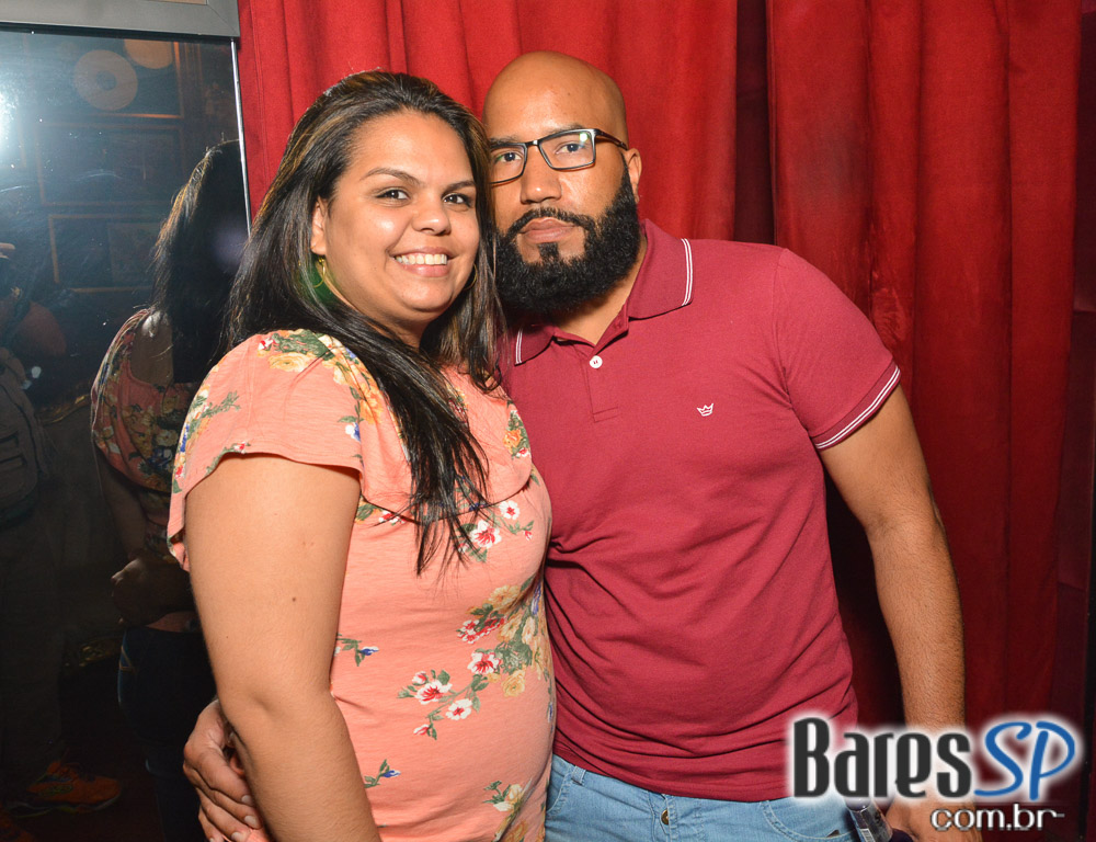 Baile das Antigas 12ª edição com DJs Silvinho, Katatau e Zhenna no Akbar Lounge e Disco Baile das Antigas 12ª edição com DJs Silvinho, Katatau e Zhenna no Akbar Lounge e Disco