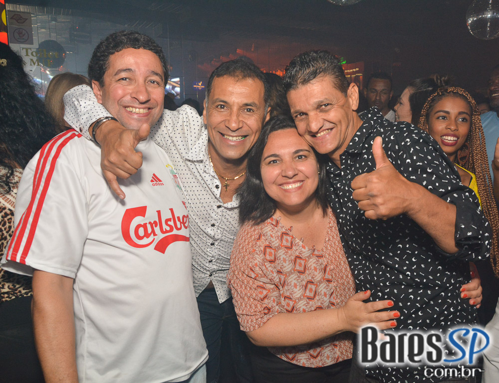 Baile das Antigas 12ª edição com DJs Silvinho, Katatau e Zhenna no Akbar Lounge e Disco Baile das Antigas 12ª edição com DJs Silvinho, Katatau e Zhenna no Akbar Lounge e Disco