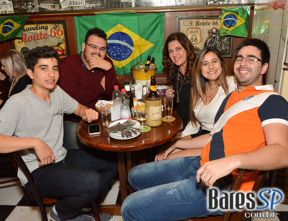 Mael Julia e Milton Santos se apresentam no BarBirô desta sexta-feira Mael Julia e Milton Santos se apresentam no BarBirô desta sexta-feira