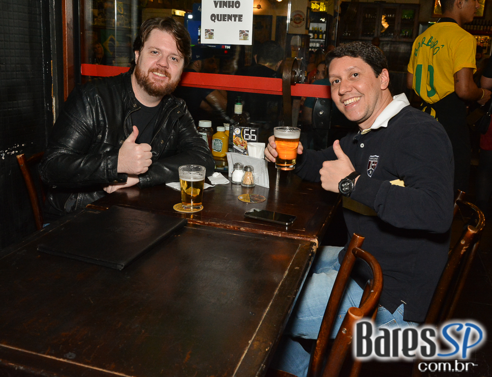 Mael Julia e Milton Santos se apresentam no BarBirô desta sexta-feira Mael Julia e Milton Santos se apresentam no BarBirô desta sexta-feira