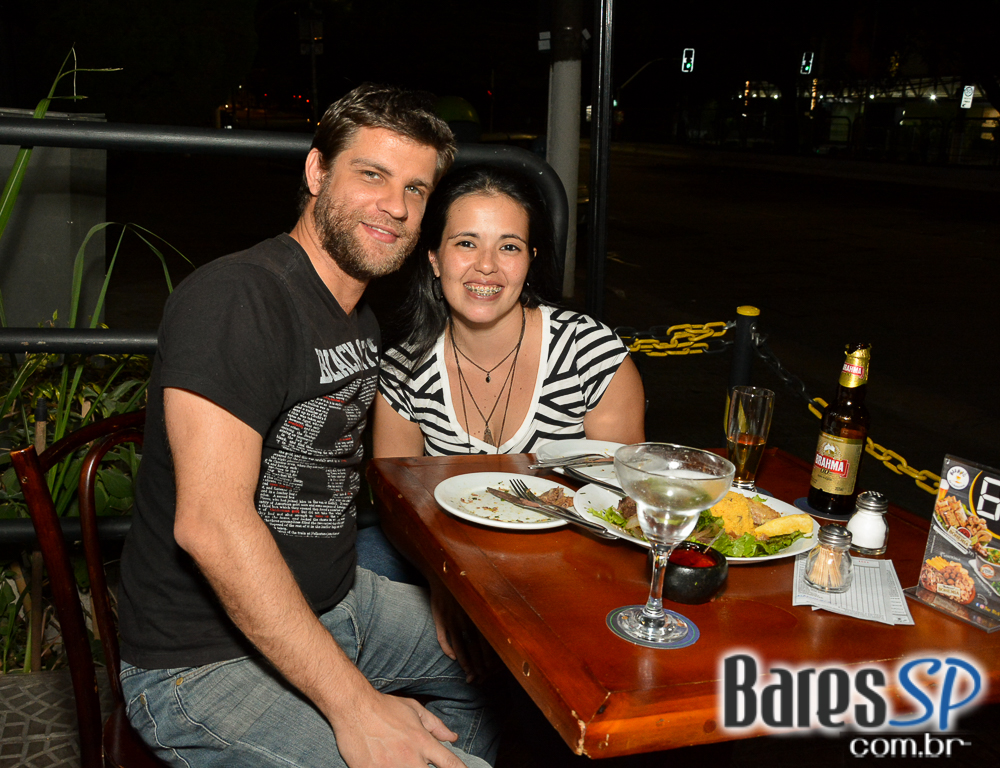 Mael Julia e Milton Santos se apresentam no BarBirô desta sexta-feira Mael Julia e Milton Santos se apresentam no BarBirô desta sexta-feira