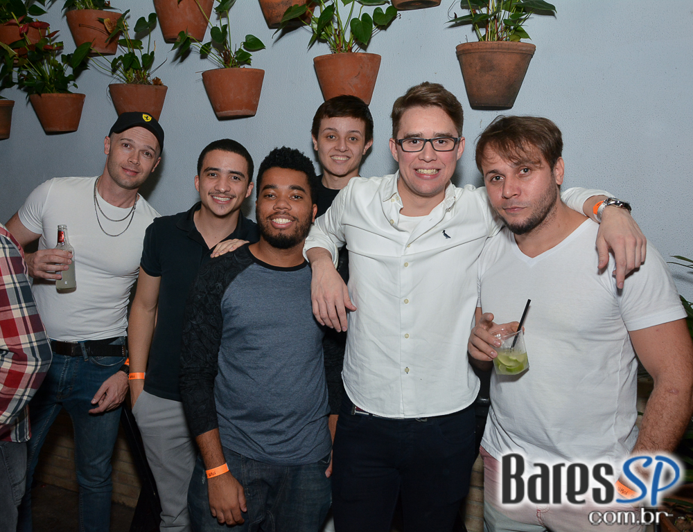 NaMadá recebe Felipe Augusto, grupo Éh Natural e Felipe Marques nesta sexta-feira NaMadá recebe Felipe Augusto, grupo Éh Natural e Felipe Marques nesta sexta-feira